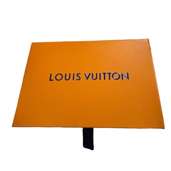 🖤Louis Vuitton Christmas Bundle-Authentic Lock & Small Box+Crossbody Chain+Charm - Picture 6 of 14